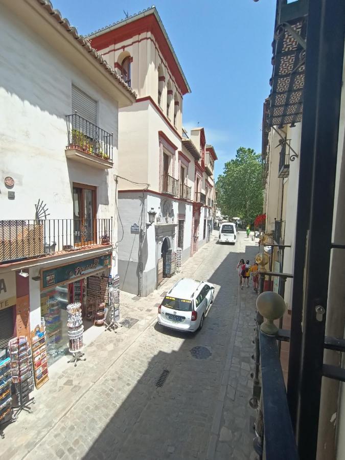 Andalusian Daydream At The Foot Of The Alhambra ! Apartment Granada Exterior photo