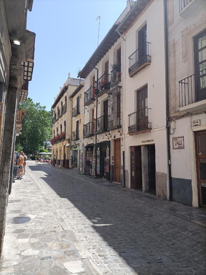 Andalusian Daydream At The Foot Of The Alhambra ! Apartment Granada Exterior photo